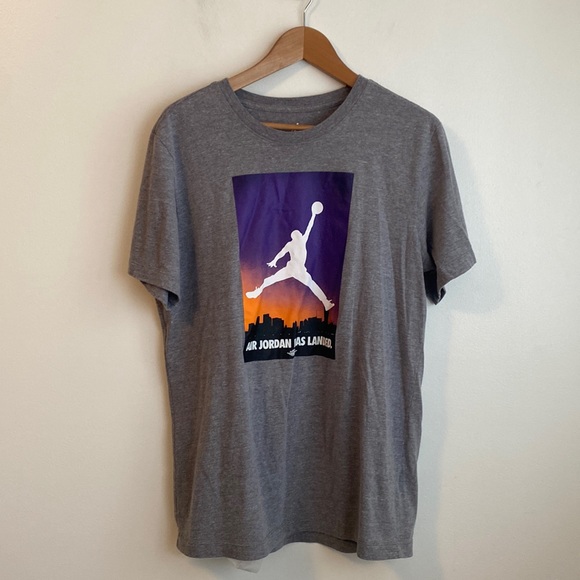 Jordan Other - Gently Worn Men’s Size Large Gray Air Jordan Tee Shirt